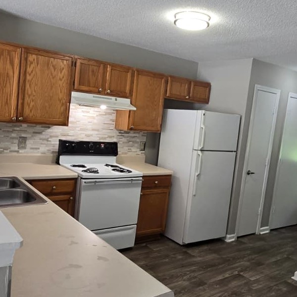 Ph Clt Construction And Clean LLC