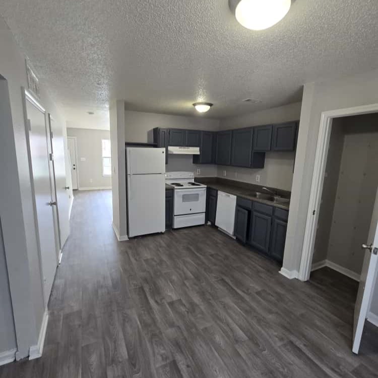 Ph Clt Construction And Clean LLC